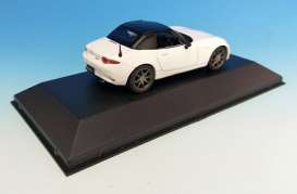 Mazda  - 2015 white metallic - 1:43 - First 43 - F43-070 | Toms Modelautos