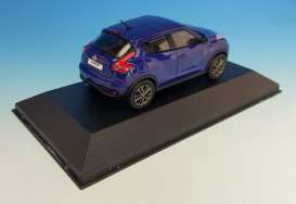 Nissan  - 2015 blue - 1:43 - First 43 - F43-047 | Toms Modelautos