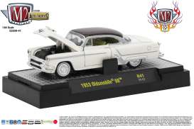 Oldsmobile  - 98 1953 white - 1:64 - M2 Machines - 32500-41C - M2-32500-41C | Toms Modelautos