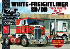 White  - Freightliner   - 1:25 - AMT - s1046 - amts1046 | Toms Modelautos