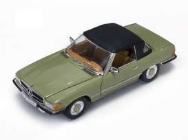 Mercedes Benz  - 350 SL Closed Convertible 1977 cypress green - 1:18 - SunStar - 4669 - sun4669 | Toms Modelautos