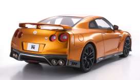 Nissan  - 2015 orange - 1:18 - Kyosho - KSR18020O - kyoKSR18020O | Toms Modelautos