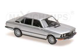 BMW  - 1972 silver - 1:43 - Maxichamps - 940023000 - mc940023000 | Toms Modelautos