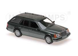 Mercedes Benz  - 1990 green metallic - 1:43 - Maxichamps - 940037011 - mc940037011 | Toms Modelautos