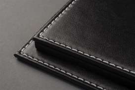 Accessoires diorama - leather black - 1:12 - Atlantic - 10092 - atl10092 | Toms Modelautos