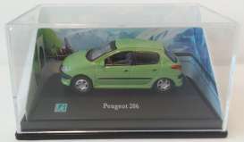 Peugeot  - green - 1:72 - Cararama - 171005gn - cara171005gn | Toms Modelautos