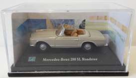 Mercedes Benz  - beige - 1:72 - Cararama - MB280bg - caraMB280bg | Toms Modelautos