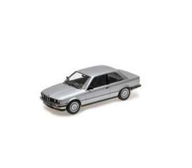 BMW  - 1982 silver - 1:18 - Minichamps - 155026001 - mc155026001 | Toms Modelautos