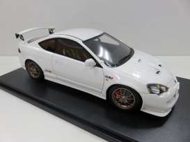 Honda - white - 1:18 - One Model - one15c03-01 | Tom's Modelauto's Honda - white - 1:18 - One Model - one15c03-01 | Tom's Modelauto's