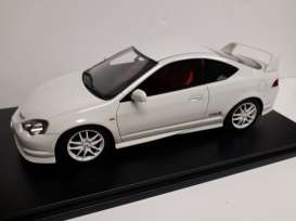 Honda  - white - 1:18 - One Model - one15c01-01 | Toms Modelautos