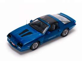 Chevrolet  - 1985 bright blue - 1:18 - SunStar - 1942 - sun1942 | Toms Modelautos