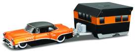 Buick  - Century 1955 orange/black - 1:64 - Maisto - 11368-16899 - mai11368-16899 | Toms Modelautos