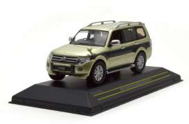 Mitsubishi  - 2010 beige/deep green - 1:43 - First 43 - F43-076 | Toms Modelautos