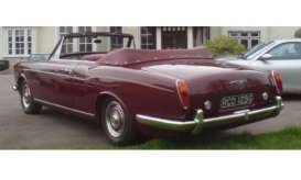 Rolls Royce  - red - 1:18 - Paragon - 98207R - para98207R | Toms Modelautos