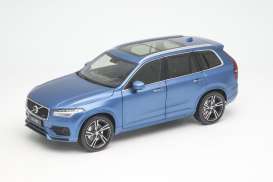 Volvo  - 2015 blue - 1:18 - GTA - gta11009b | Toms Modelautos