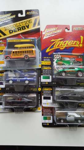 Assortment/ Mix  - various - 1:64 - Johnny Lightning - SF005B - JLSF005B | Toms Modelautos