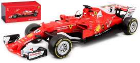 Ferrari  - 2017 red - 1:43 - Bburago - 36806V - bura36806V | Toms Modelautos