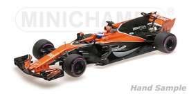 McLaren  - 2017 orange/black - 1:18 - Minichamps - 537171822 - mc537171822 | Toms Modelautos