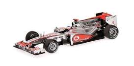 McLaren Mercedes Benz - 2010 silver/red - 1:43 - Minichamps - 530104301 - mc530104301 | Toms Modelautos