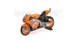 Honda  - 2011 orange - 1:12 - Minichamps - 122111226 - mc122111226 | Toms Modelautos