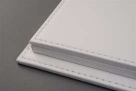 Accessoires diorama - leather white - 1:24 - Atlantic - 10122 - atl10122 | Toms Modelautos