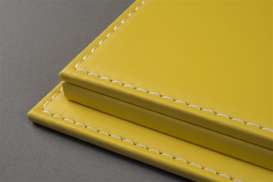 Accessoires diorama - leather yellow - 1:24 - Atlantic - 10121 - atl10121 | Toms Modelautos