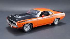 Plymouth  - 1970 vitamin c orange/ black - 1:18 - Acme Diecast - acme1806106 | Toms Modelautos