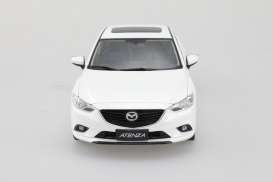 Mazda  - 6 Atenza LHD 2015 white - 1:18 - Faw - faw1004Cw | Toms Modelautos