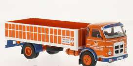 Pegaso  - 1970 white/red - 1:43 - IXO Models - tru017 - ixtru017 | Toms Modelautos