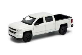 Chevrolet  - 2017 white - 1:24 - Welly - 24083w - welly24083w | Toms Modelautos