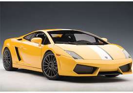 Lamborghini  - 2009 yellow - 1:18 - AutoArt - 74632 - autoart74632 | Toms Modelautos