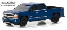 Chevrolet - Silverado 1500 2018 deep ocean blue - 1:64 - GreenLight - gl29938 | Tom's Modelauto's Chevrolet - Silverado 1500 2018 deep ocean blue - 1:64 - GreenLight - gl29938 | Tom's Modelauto's