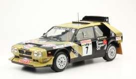 Lancia  - Delta S4 #7 1986 black/gold - 1:18 - Triple9 Collection - 1800215 - T9-1800215 | Toms Modelautos