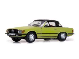 Mercedes Benz  - 1977 mimosa yellow - 1:18 - SunStar - 4568 - sun4568 | Toms Modelautos