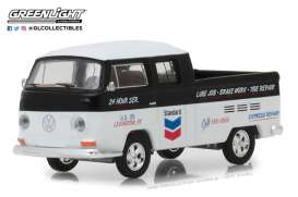 Volkswagen - T2 Double cab pick-up 1968 black/white - 1:64 - GreenLight - 41060C - gl41060C | Tom's Modelauto's Volkswagen - T2 Double cab pick-up 1968 black/white - 1:64 - GreenLight - 41060C - gl41060C | Tom's Modelauto's