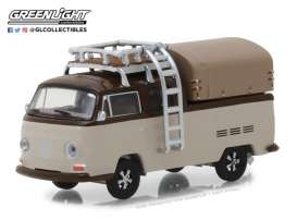 Volkswagen  - T2 Double Cab pick-up 1969 light brown/dark brown - 1:64 - GreenLight - 29920E - gl29920E | Toms Modelautos