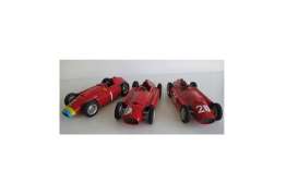 Ferrari  - D50 red - 1:18 - CMC - 201 - cmc201 | Toms Modelautos