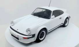 Porsche  - 1982 white - 1:18 - IXO Models - cmc007 - ixcmc007 | Toms Modelautos