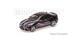 BMW - M2 2016 black/red-blue stripes - 1:87 - Minichamps - mc870027005 | Tom's Modelauto's BMW - M2 2016 black/red-blue stripes - 1:87 - Minichamps - mc870027005 | Tom's Modelauto's