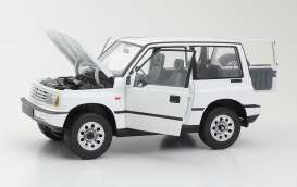 Suzuki - Vitara/ Escudo white - 1:18 - Dorlop - dor1000BwLHD | Tom's Modelauto's Suzuki - Vitara/ Escudo white - 1:18 - Dorlop - dor1000BwLHD | Tom's Modelauto's