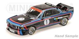 BMW  - 3.0 CSL 1974 black/red/blue - 1:18 - Minichamps - 155742691 - mc155742691 | Toms Modelautos