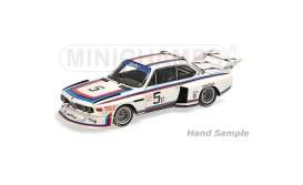 BMW  - 3.5 CSL 1979 white/red/blue - 1:18 - Minichamps - 155792605 - mc155792605 | Toms Modelautos