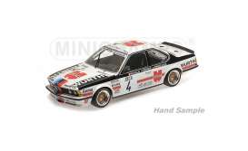 BMW  - 635 CSI 1984 white/black - 1:18 - Minichamps - 155842504 - mc155842504 | Toms Modelautos