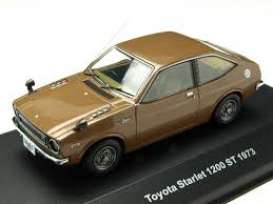 Toyota - Starlet 1200 ST 1973 brown metallic - 1:43 - IXO Models - KB1057 - ixKB1057 | Toms Modelautos Toyota - Starlet 1200 ST 1973 brown metallic - 1:43 - IXO Models - KB1057 - ixKB1057 | Toms Modelautos