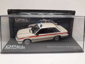 Opel  - Senator A white/red - 1:43 - Magazine Models - Ope102 - MagOpe102 | Toms Modelautos