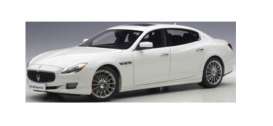Maserati  - 2015 white - 1:18 - AutoArt - 75808 - autoart75808 | Toms Modelautos