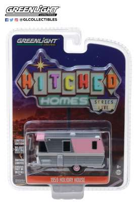 Holiday House - 1959 pink/silver - 1:64 - GreenLight - 34050C - gl34050C | Tom's Modelauto's Holiday House - 1959 pink/silver - 1:64 - GreenLight - 34050C - gl34050C | Tom's Modelauto's