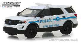 Ford - Police Interceptor Utility 2016 white/blue - 1:64 - GreenLight - 42870E - gl42870E | Tom's Modelauto's Ford - Police Interceptor Utility 2016 white/blue - 1:64 - GreenLight - 42870E - gl42870E | Tom's Modelauto's