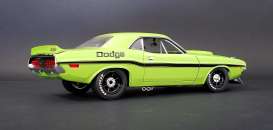 Dodge  - Challenger 1970 green/black - 1:18 - Acme Diecast - acme1806001B | Toms Modelautos