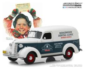 Chevrolet  - Panel Truck 1939  - 1:24 - GreenLight - 18249 - gl18249 | Toms Modelautos